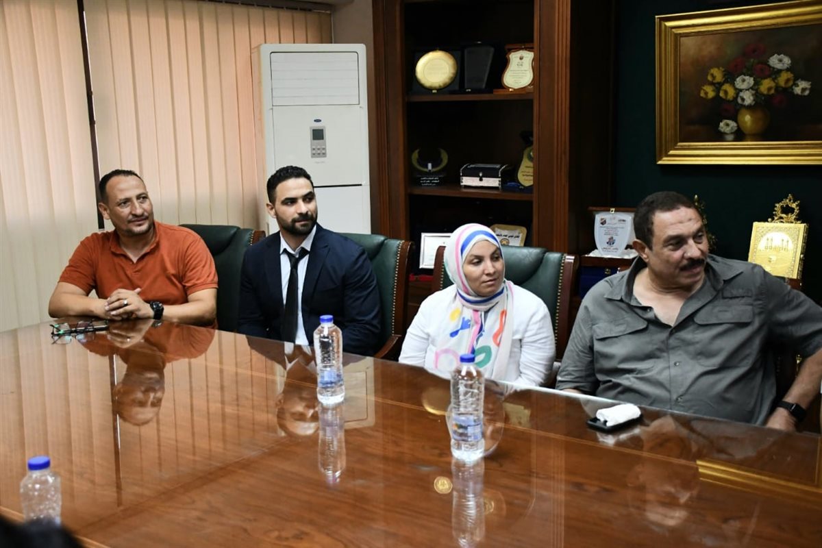 وزير الرياضة ورئيس اللجنة الأولمبية يجتمعان باتحادات رفع الأثقال والمصارعة&nbsp;