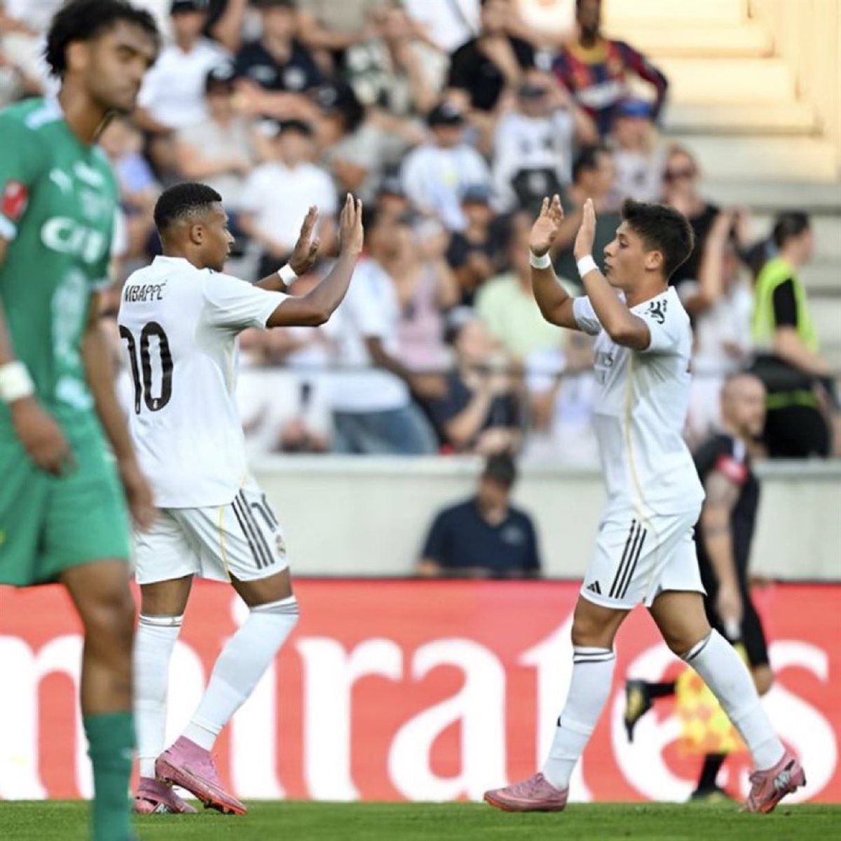 مباراة ريال مدريد وتيرول النمساوي الودية