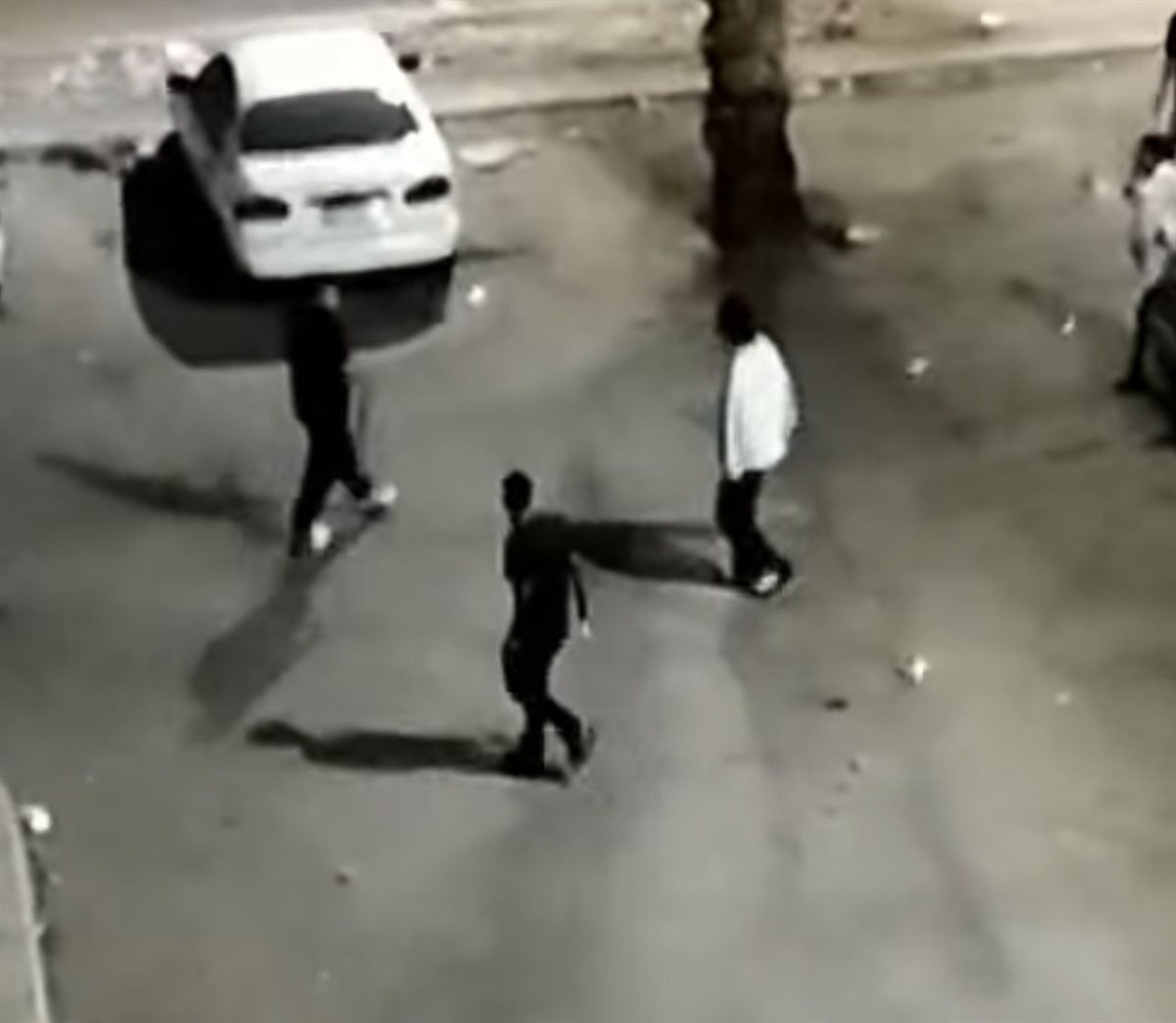 مشاجرة &nbsp;بالشيخ زايد