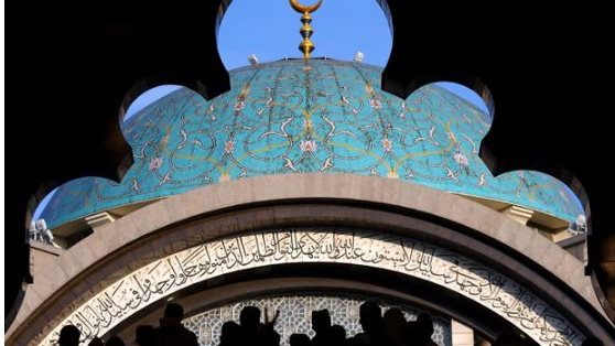 موعد صلاة الجمعة بعد تطبيق التوقيت الصيفي