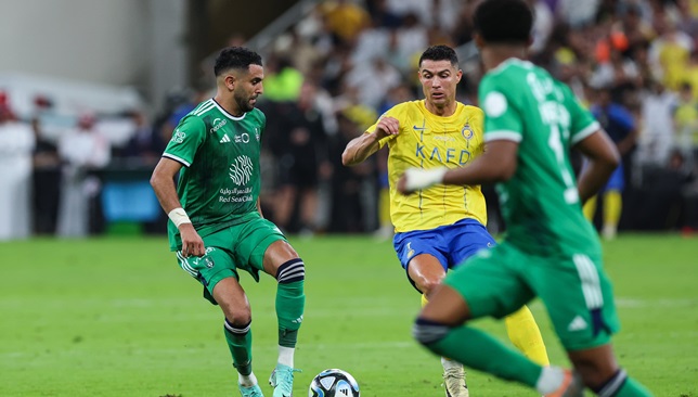 القنوات الناقلة لمباراة النصر والأهلي اليوم