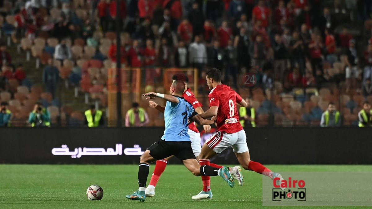 موعد والقنوات الناقلة لمباراة الأهلي وغزل المحلة اليوم في الدوري المصري