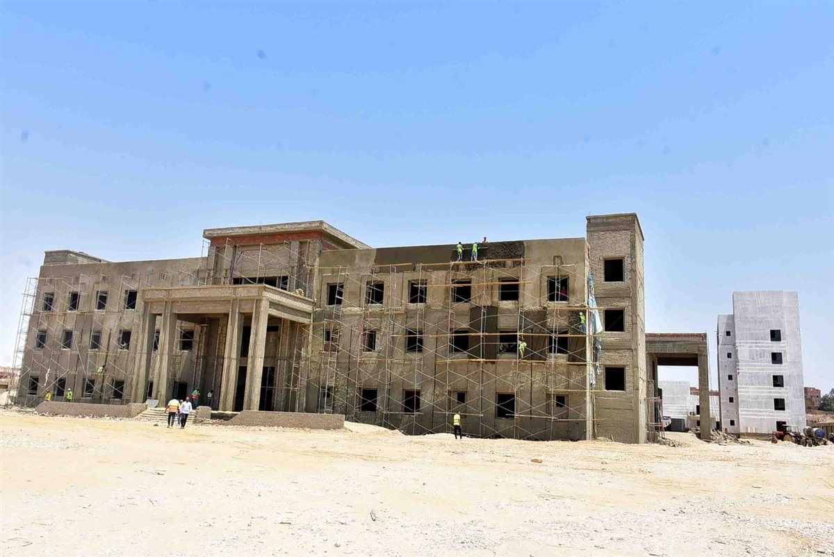 محافظ الأقصر وجولة تفقدية بالبر الغربي&nbsp;