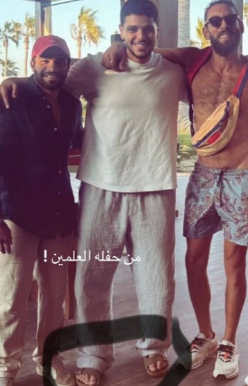 محمد خفاجي مع فريق كاريوكي