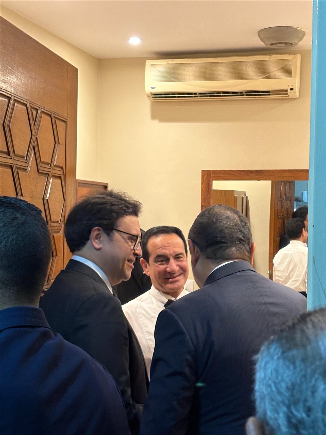 المطرب محمد ثروت&nbsp;