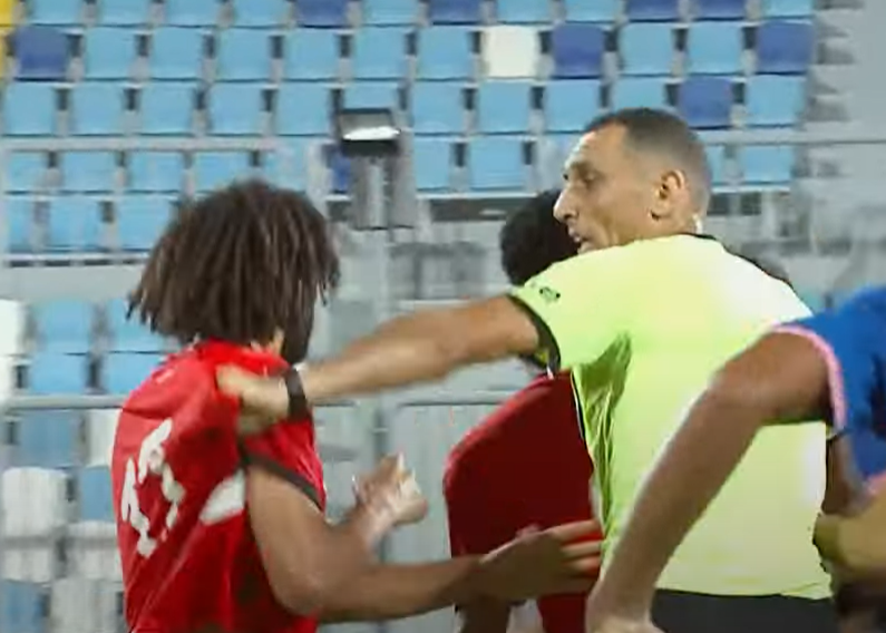 مشادة بين لاعبي منتخب مصر وتونس&nbsp;