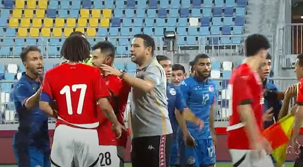 مشادة بين لاعبي منتخب مصر وتونس&nbsp;