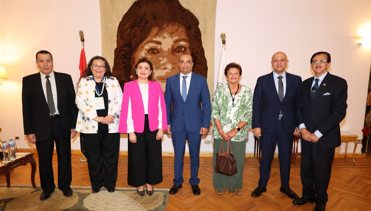 جامعة مصر للعلوم والتكنولوجيا