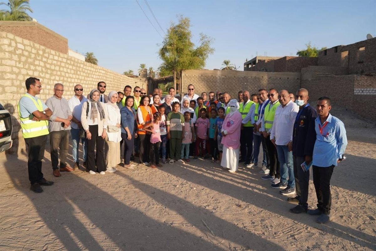 رئيس هيئة الرعاية يشارك بمبادرة توزيع الأدوية بالأقصر&nbsp;
