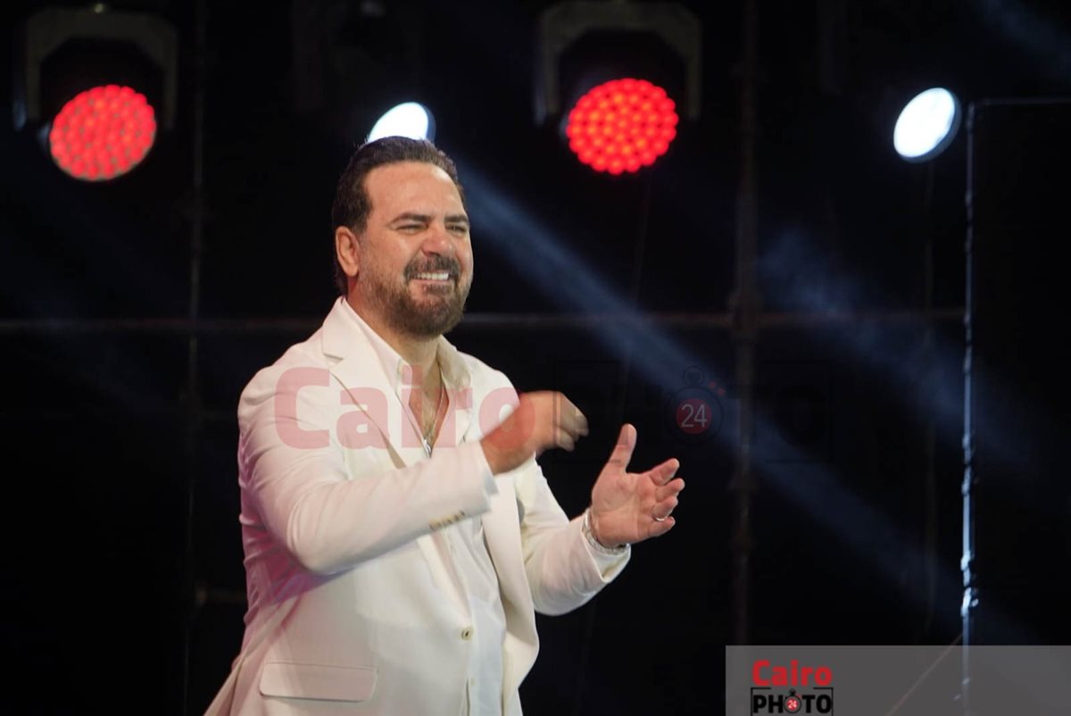 <strong>وائل جسار يشعل أجواء حفله بمهرجان مراسي “ليالي مراسي”</strong>