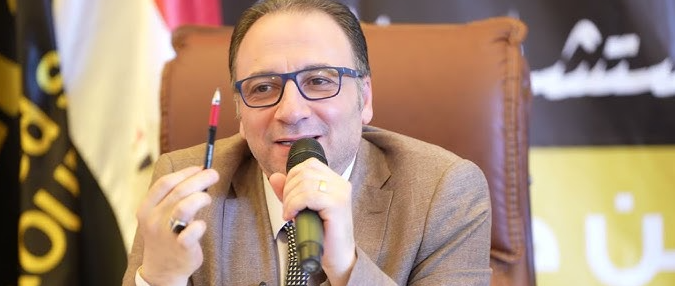 &nbsp;أيمن حامد سليمان