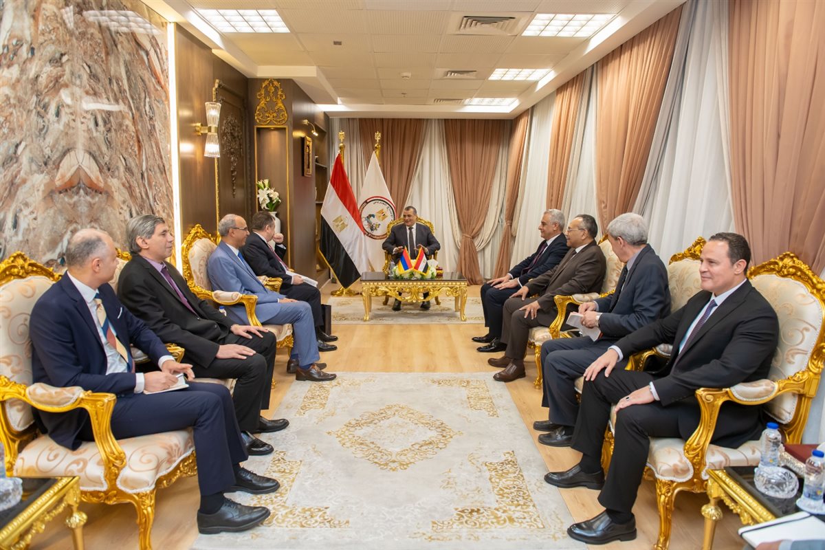 وزير الدولة للإنتاج الحربي يستقبل السفير الأرميني لبحث أوجه التعاون المشترك&nbsp;