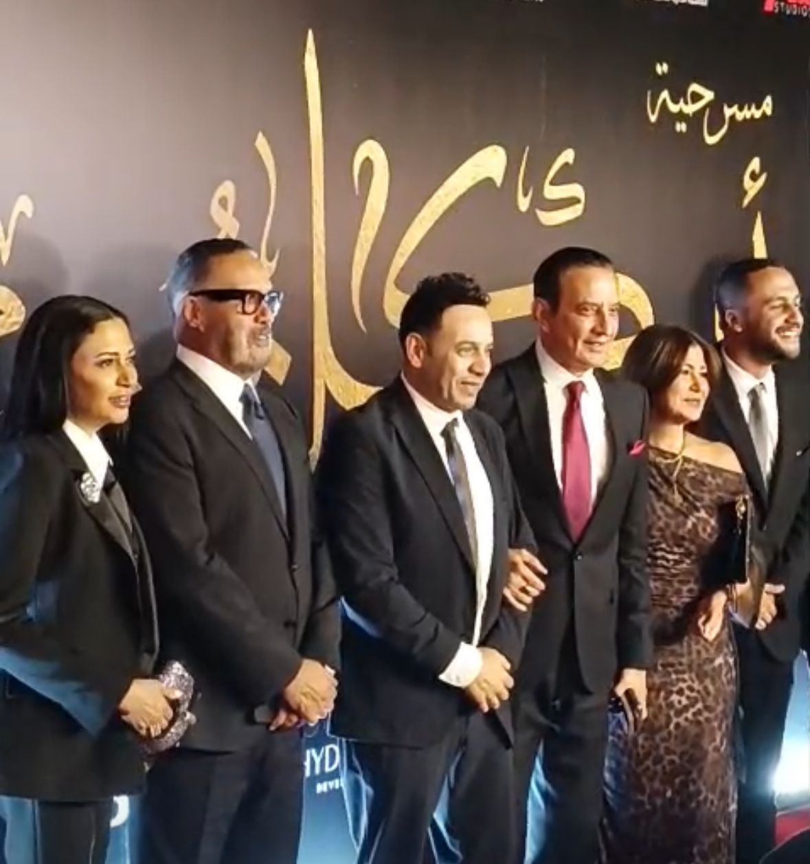 جمال العدل &nbsp;وطارق علام ومصطفى قمر صحبة نجله.. أول الحضور في افتتاح مسرحية أم كلثوم