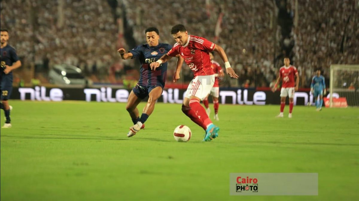القنوات الناقلة لـ بث مباشر مباراة الأهلي ضد كهرباء الإسماعيلية الآن