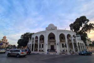 ازاي اروح الكوربة بالمترو من فيصل