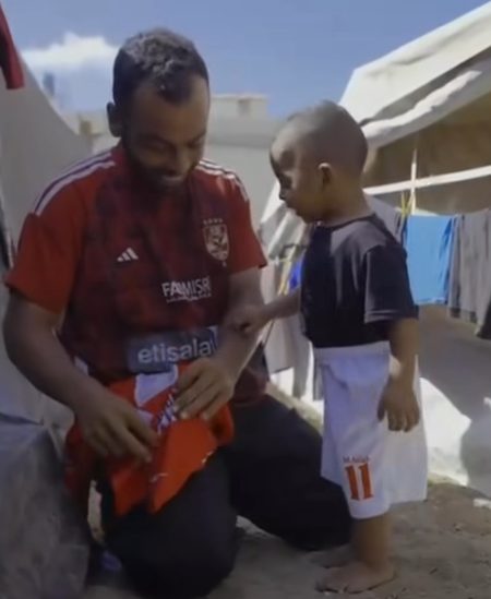 &nbsp;الصحفي الفلسطيني أنس النجار