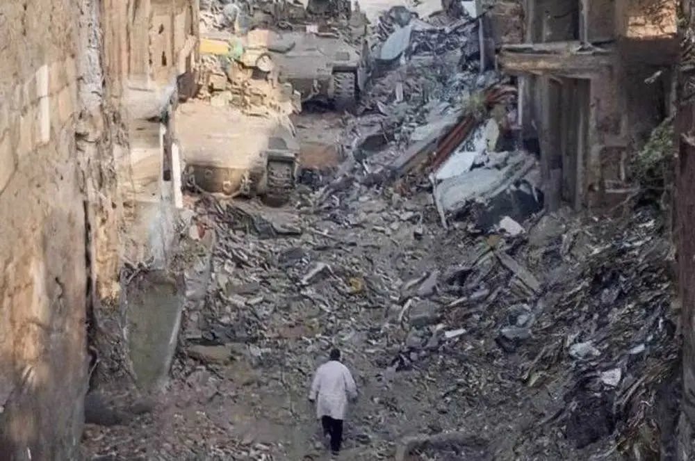لحظة اعتقال الدكتور حسام أبو صفية&nbsp;