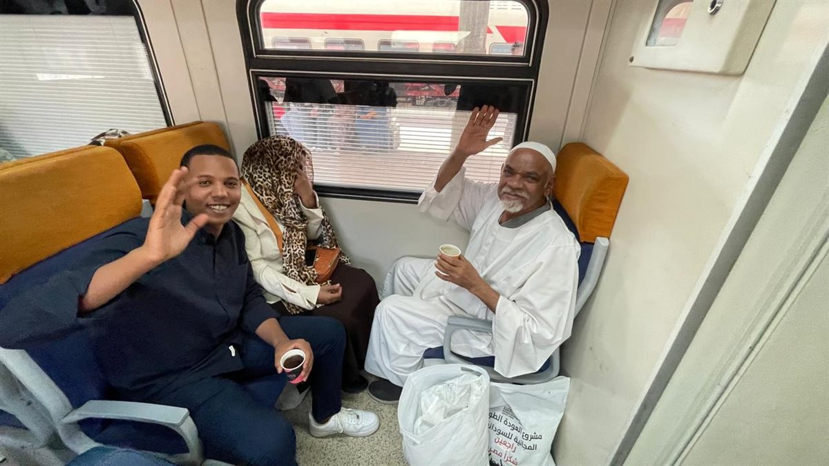 رحلات مبادرة العودة الطوعية للأشقاء من جمهورية السودان