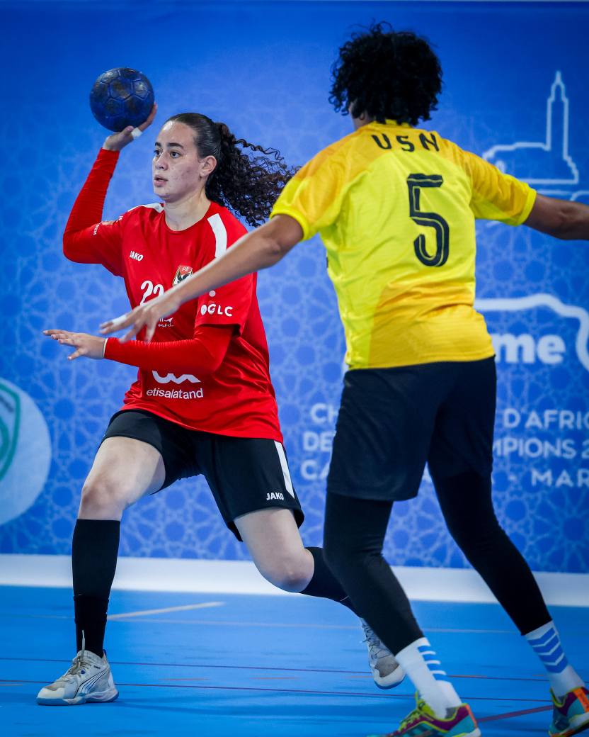 <strong>سيدات يد الأهلي يتأهلن إلى ربع نهائي بطولة إفريقيا &nbsp;بالمغرب</strong>