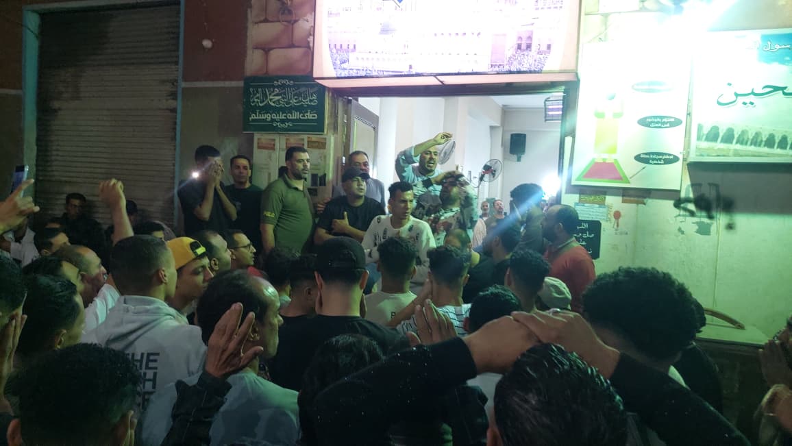 الأهالي