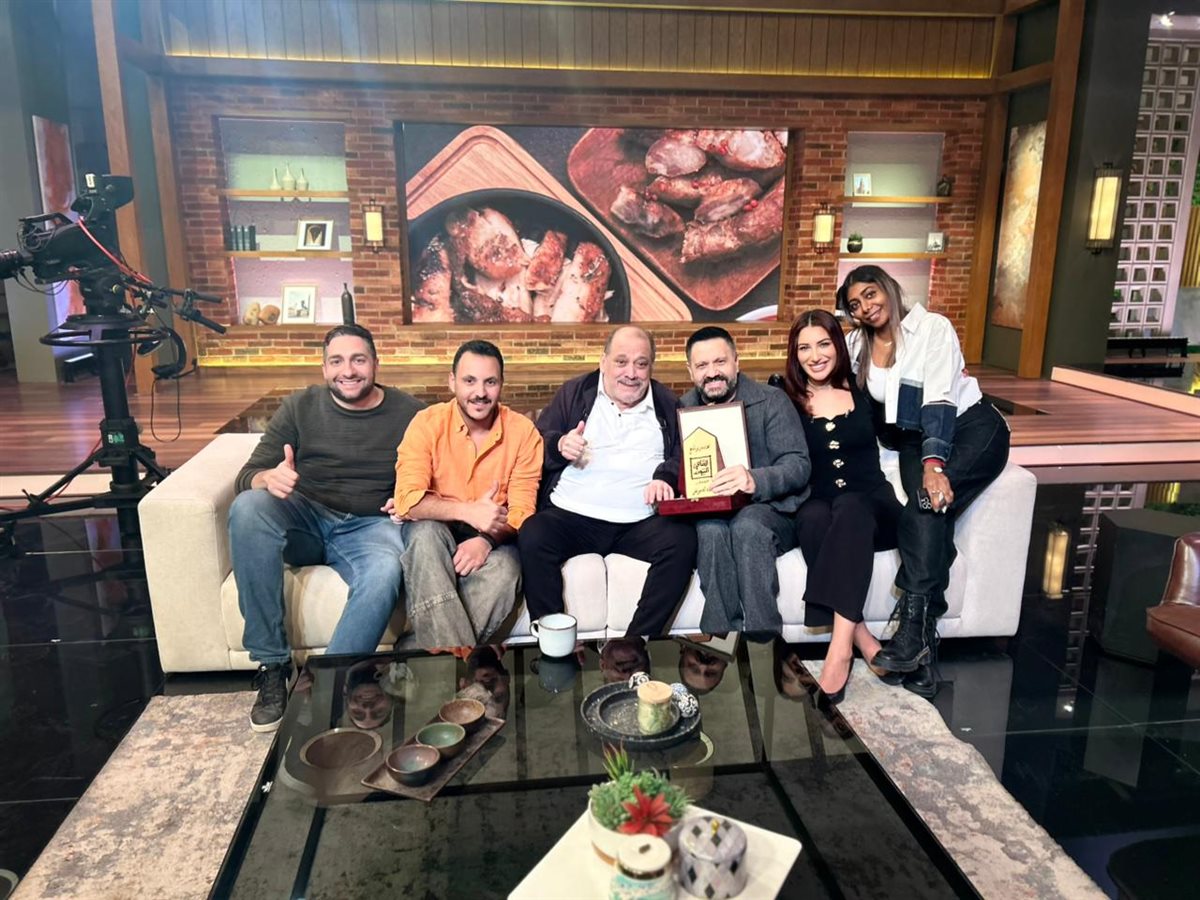بعد أزمة الأخيرة.. إدوارد يكرم الفنان ضياء الميرغني في برنامجه&nbsp;