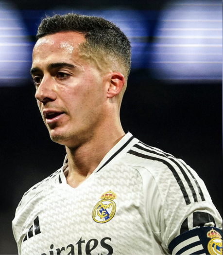 لوكاس فاسكيز&nbsp;بقميص نادي ريال مدريد الإسباني