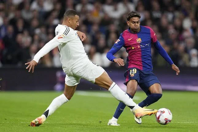 موعد مباراة ريال مدريد وبرشلونة القادمة في الدوري الإسباني 2025/2026 والقنوات الناقلة&nbsp;