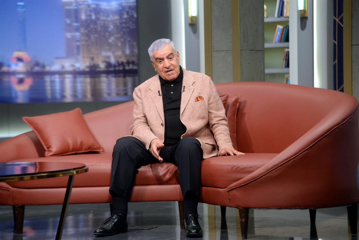 &nbsp;عمرو الليثي يستضيف زاهي حواس في برنامج واحد من الناس