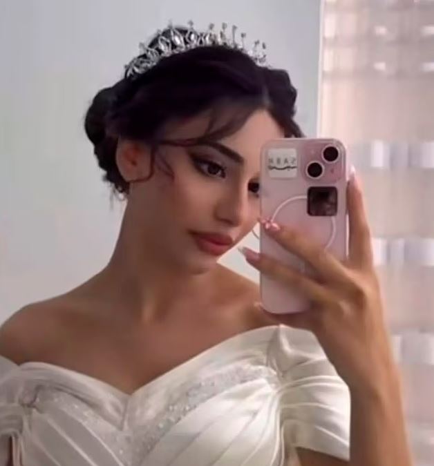 الشابة التركية&nbsp;