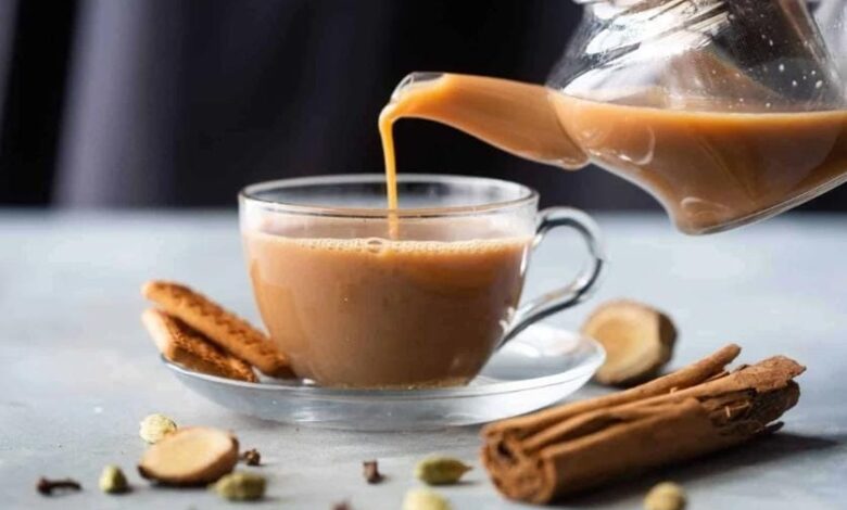 طريقة عمل الشاي الكرك بالحليب
