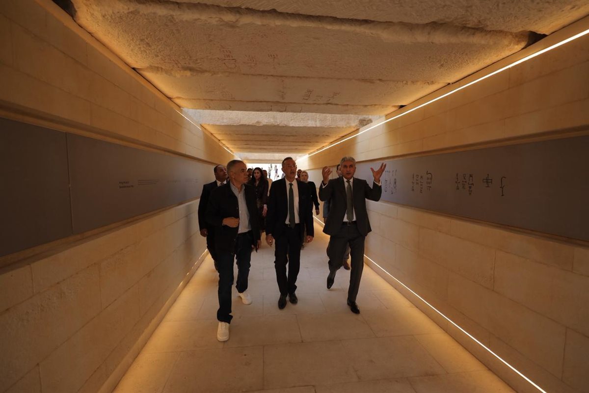 وزير السياحة&nbsp;