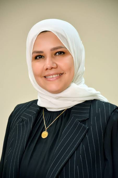 رشا عبد العال &nbsp;رئيس مصلحة الضرائب