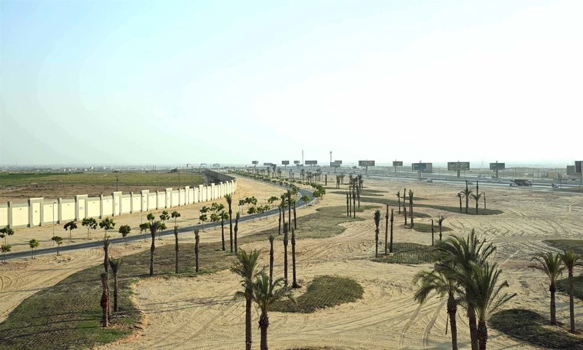 محافظ الجيزة يتفقد اللمسات النهائية لأعمال التطوير والتجميل استعدادًا لافتتاح المتحف المصري الكبير<br>&nbsp;