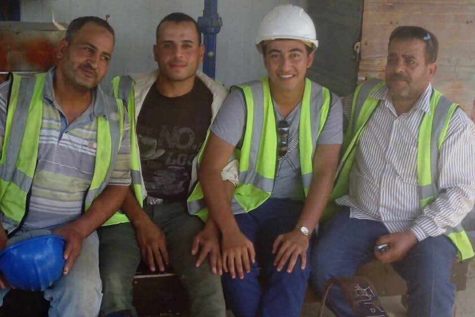 المهندش جورج وزملائه&nbsp;