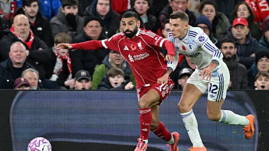 القنوات الناقلة لمباراة ليفربول وأستون فيلا