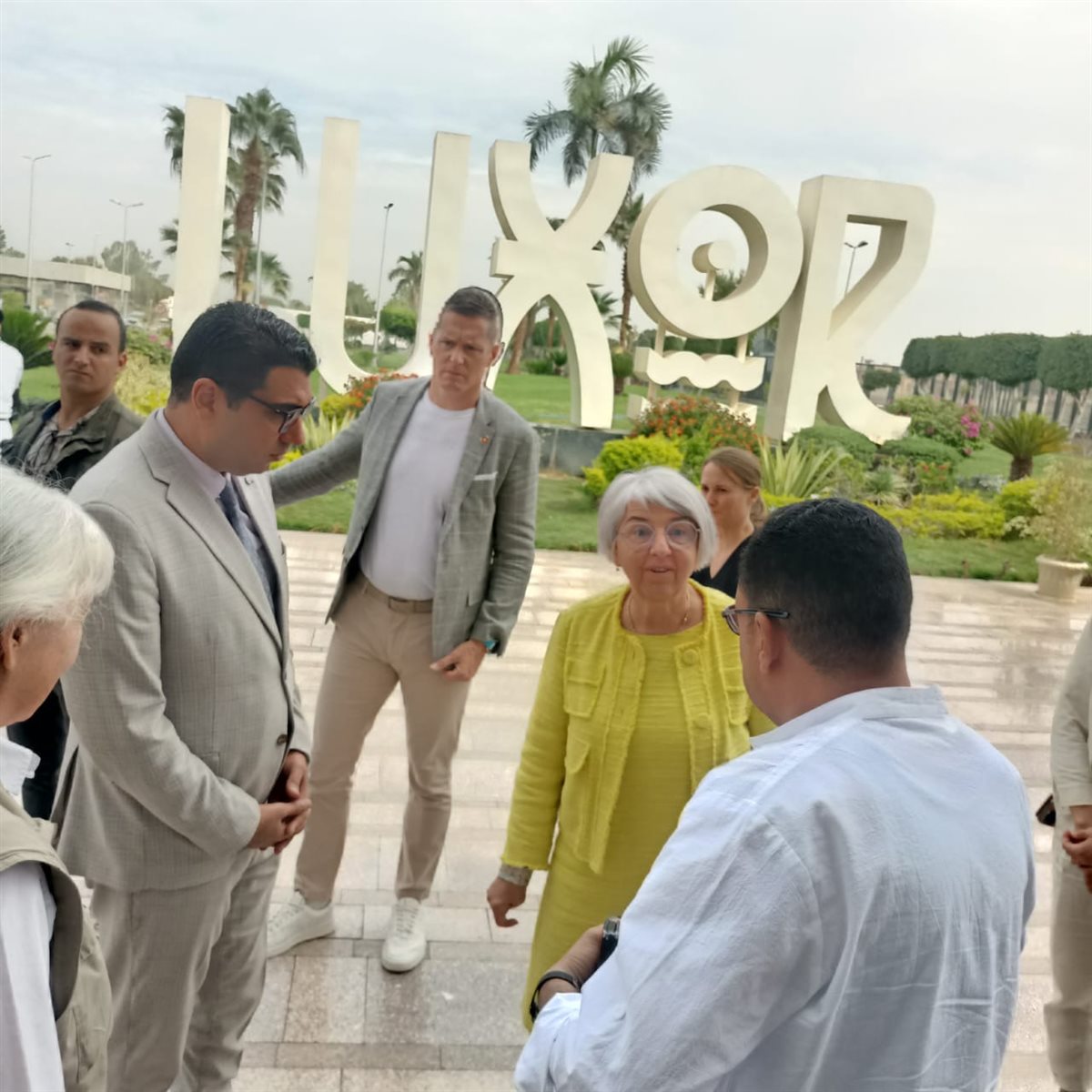 نائب محافظ الأقصر يستقبل رئيسة وزراء سويسرا&nbsp;