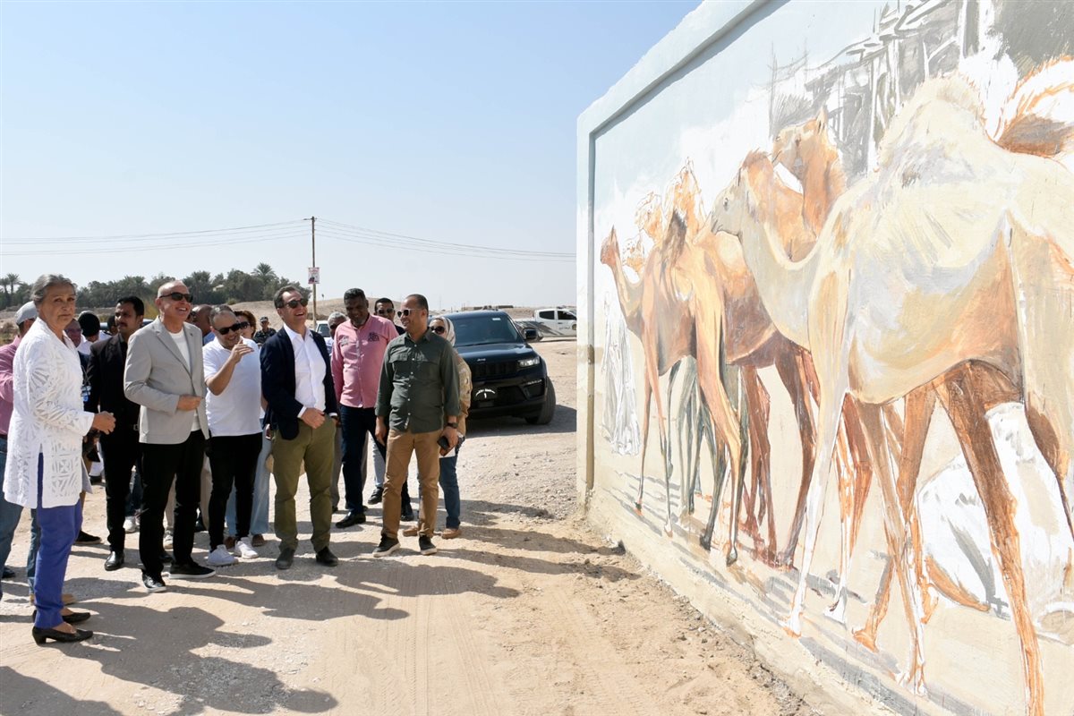 محافظ الأقصر والسفير الفرنسي&nbsp;