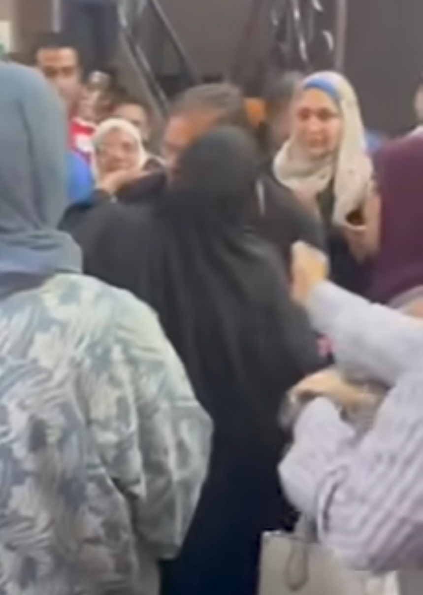ممر شرفي لوداع مدير مستشفى سرس الليان&nbsp;