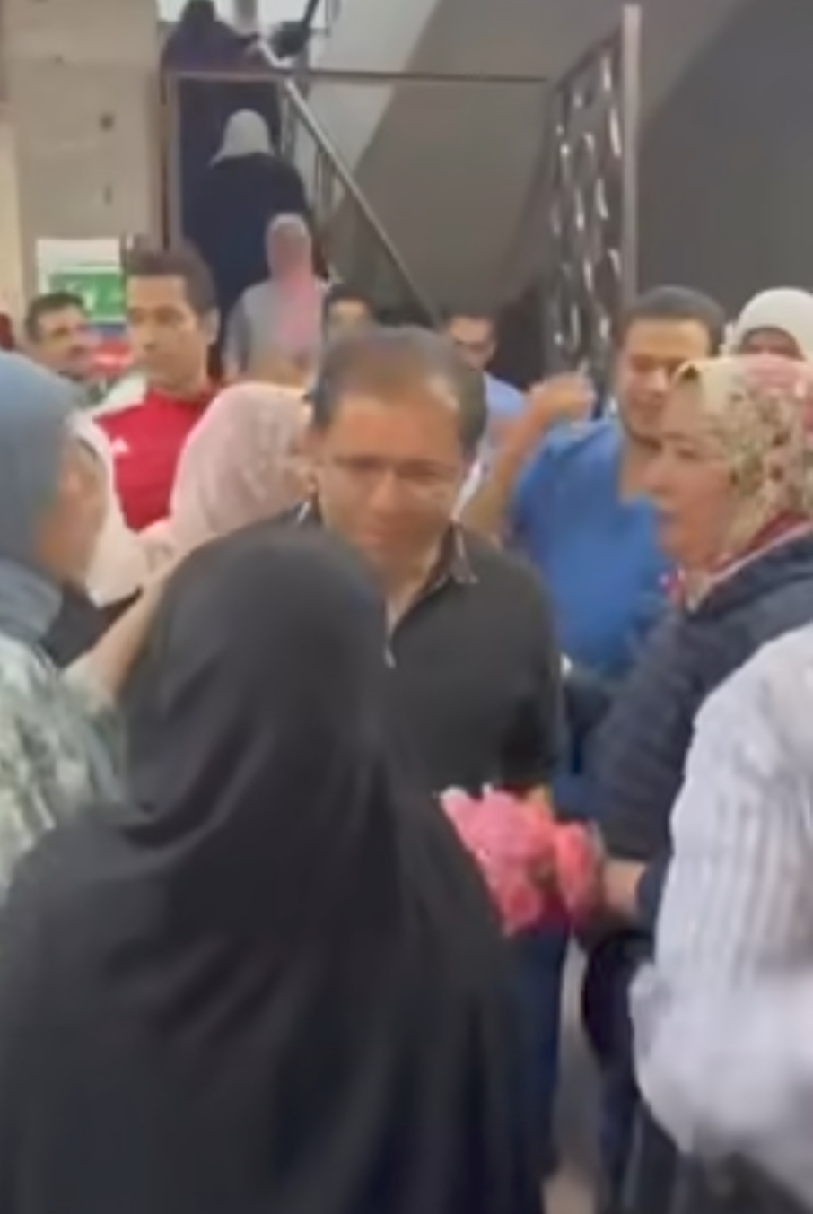 ممر شرفي لوداع مدير مستشفى سرس الليان&nbsp;