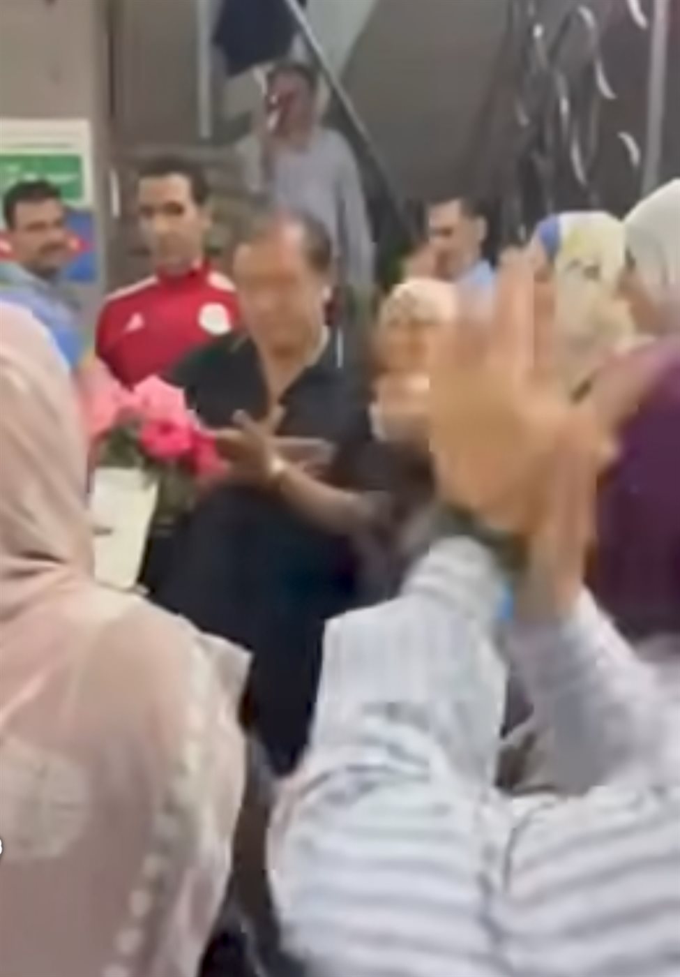 ممر شرفي لوداع مدير مستشفى سرس الليان&nbsp;