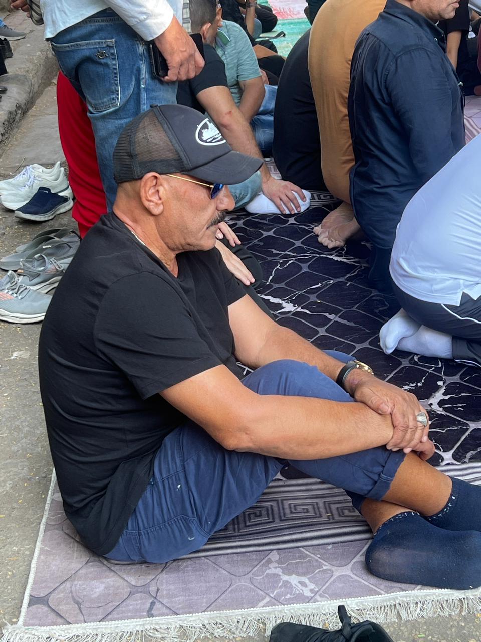 السبكي ومحمد لطفي أول الحضور لمسجد السراج المنير لإداء صلاة الجنازة على السيناريست أحمد عبد الله&nbsp;