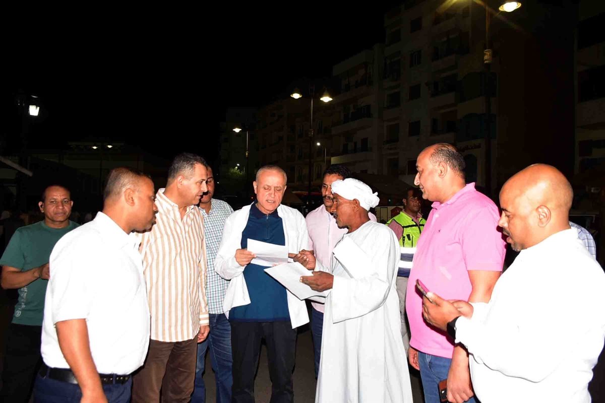 جولة ليلية بالسوق السياحي لمحافظ الأقصر&nbsp;