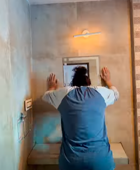منى عراقي