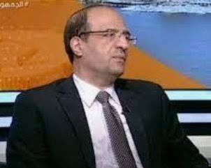 قرار مرتقب بتعيين ممدوح مصطفى اسماعيل عميدا لسياسة واقتصاد القاهرة<br>&nbsp;