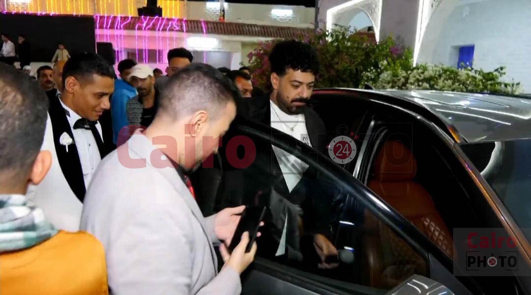 &nbsp;أول صور للحظة مغادرة الفنان إسماعيل الليثي فرح أسيوط قبل لحظات من الحادث