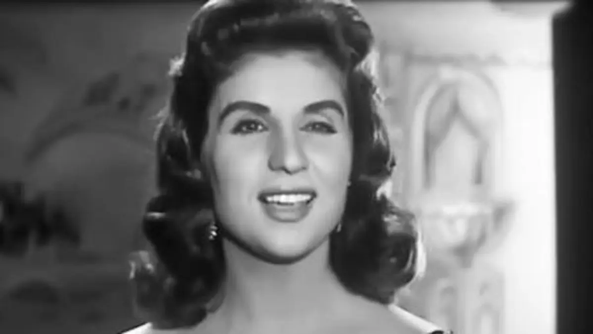 <strong>الفنانة صباح</strong>