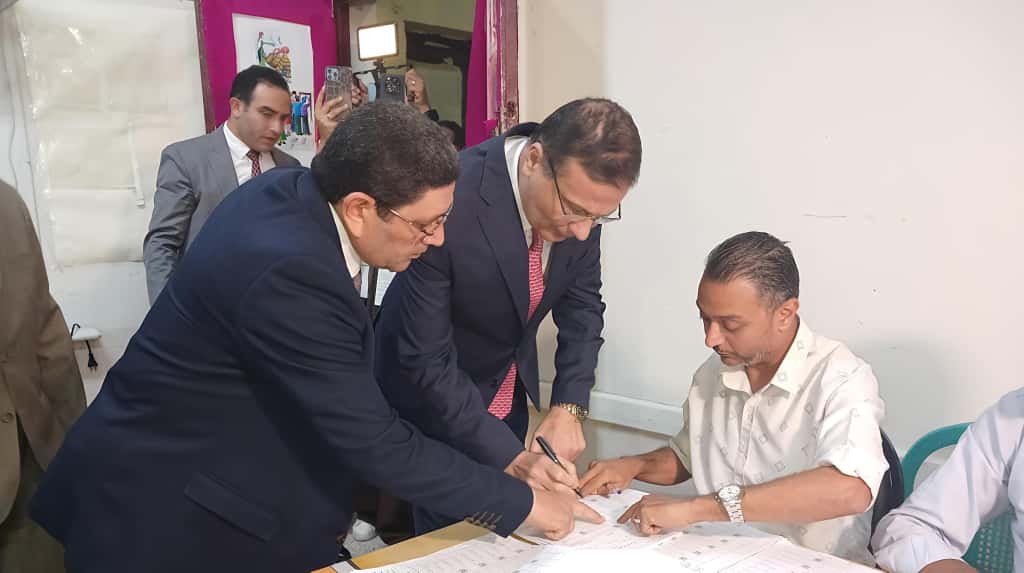 &nbsp;وزير الزراعة يدلي بصوته في انتخابات مجلس النواب