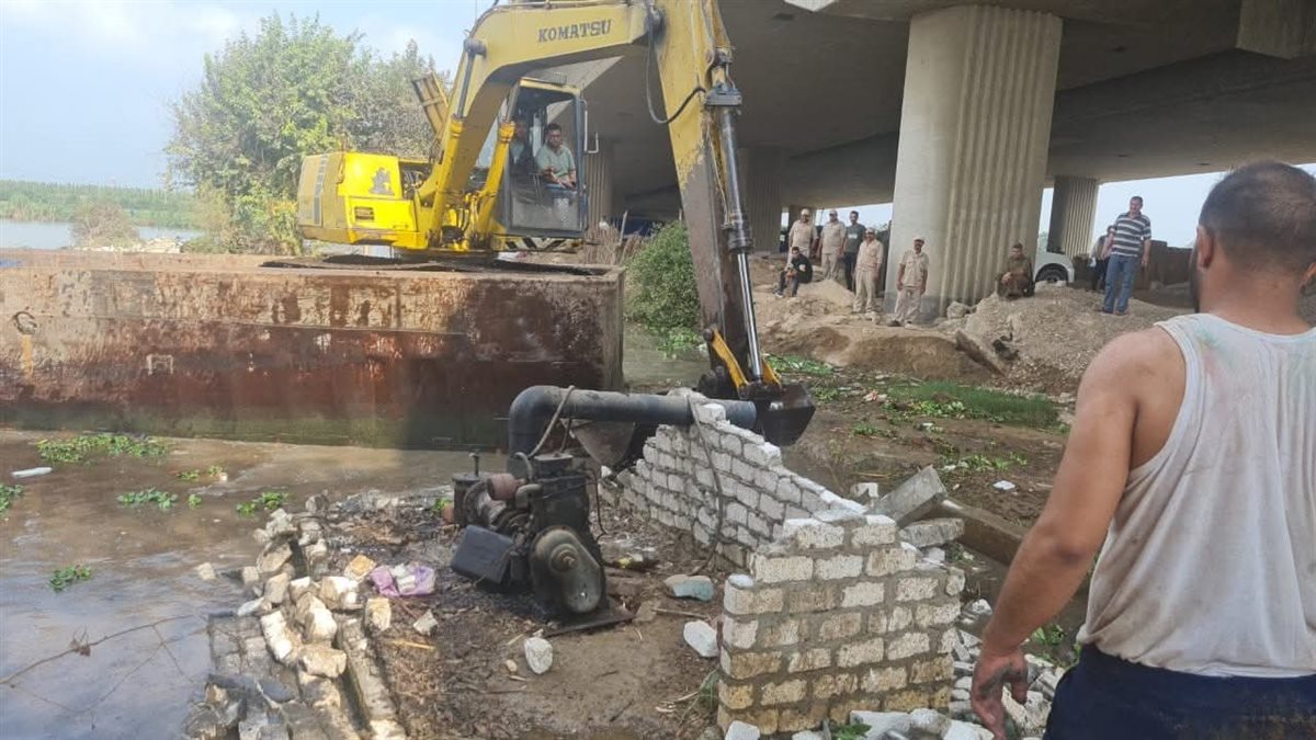 حملات إزالة على منازل طرح النهر في المنوفية&nbsp;