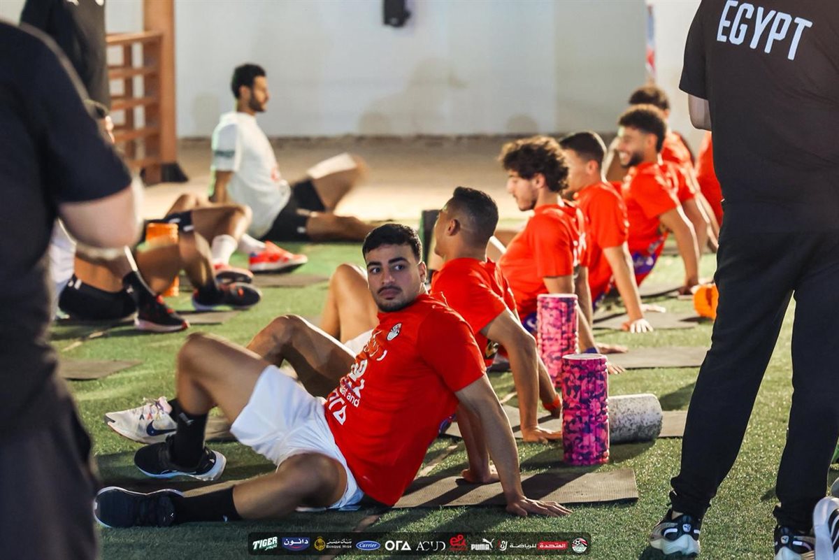 مران استشفائي للاعبي منتخب مصر (1)