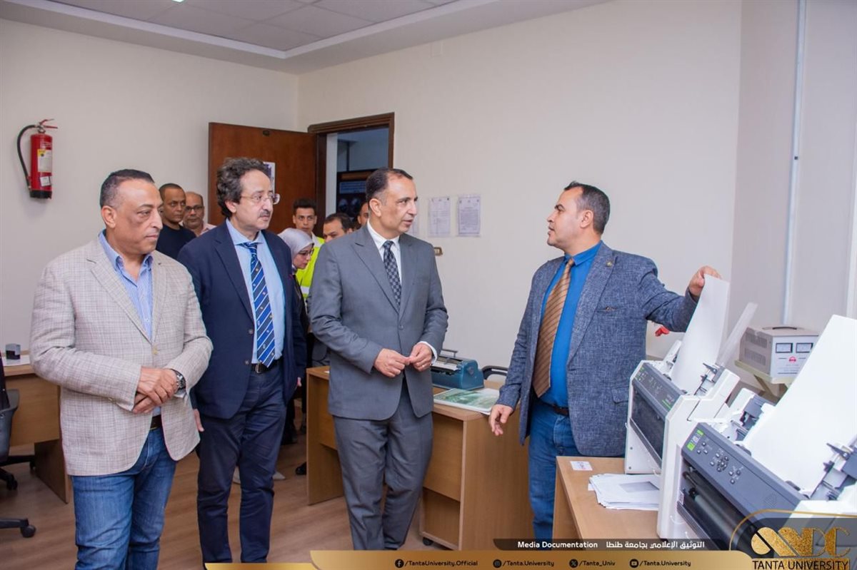 &nbsp;وحدة التضامن الاجتماعي بالجامعة